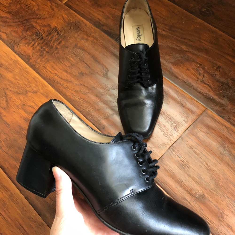 Wesley and Co women’s vintage loafers boots